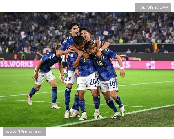 足球赛事中的紧张气氛与激烈竞争