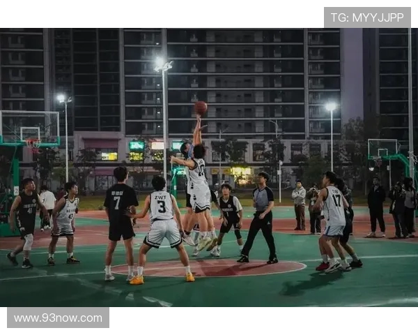 CBA是否有足球场地：篮球场与足球场的多功能性